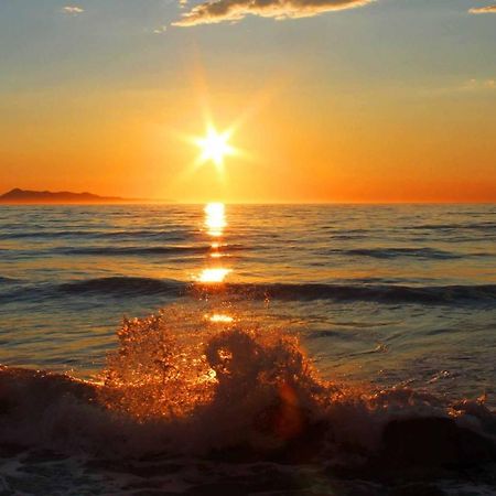 Logas Beach Studios Peroulades  Dış mekan fotoğraf