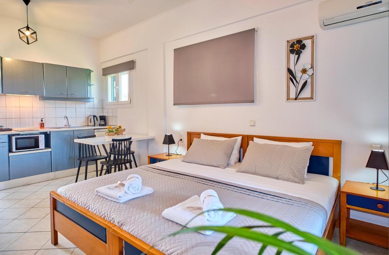 Logas Beach Studios Peroulades  Dış mekan fotoğraf