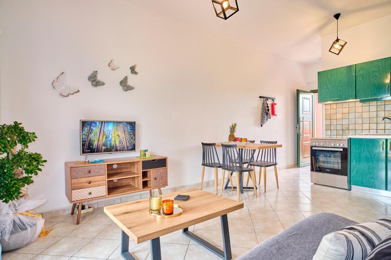 Logas Beach Studios Peroulades  Dış mekan fotoğraf