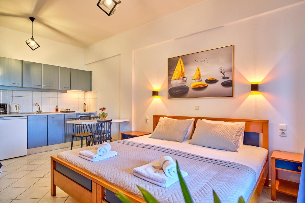 Logas Beach Studios Peroulades  Dış mekan fotoğraf