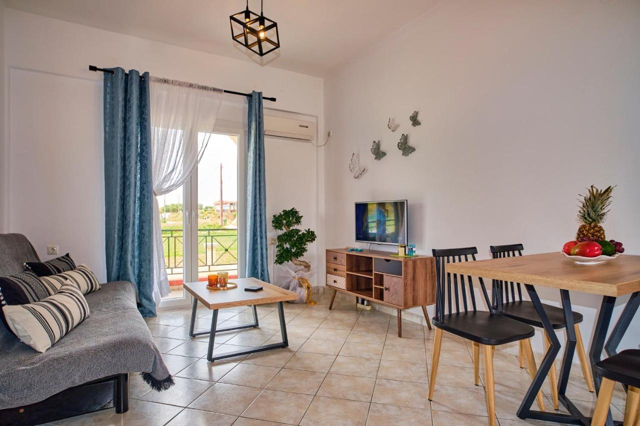 Logas Beach Studios Peroulades  Dış mekan fotoğraf