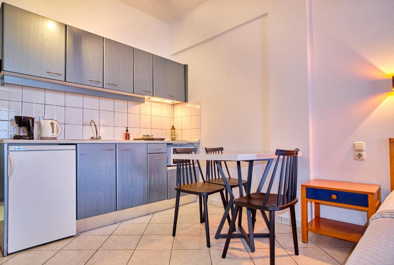 Logas Beach Studios Peroulades  Dış mekan fotoğraf