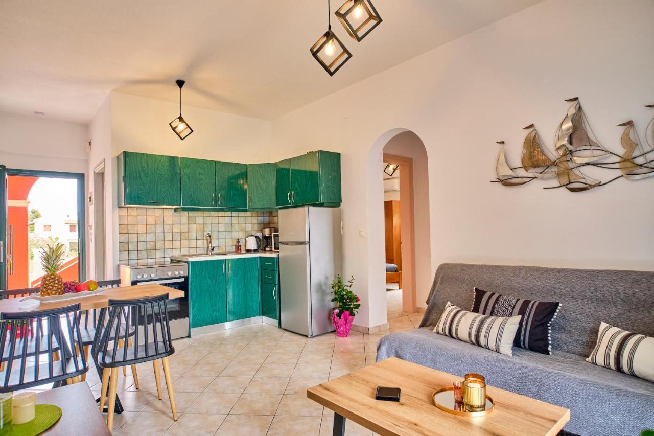 Logas Beach Studios Peroulades  Dış mekan fotoğraf