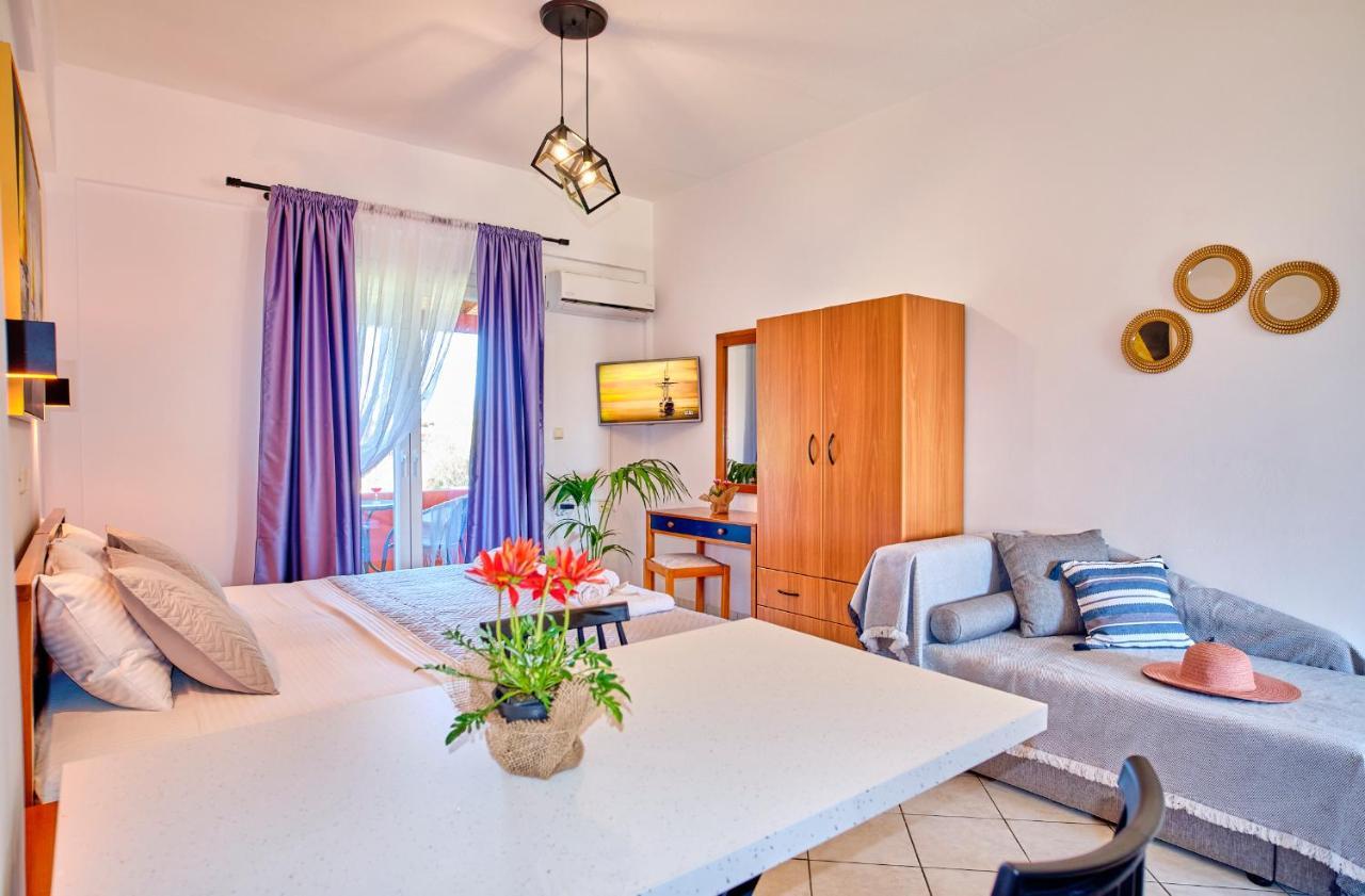 Logas Beach Studios Peroulades  Dış mekan fotoğraf