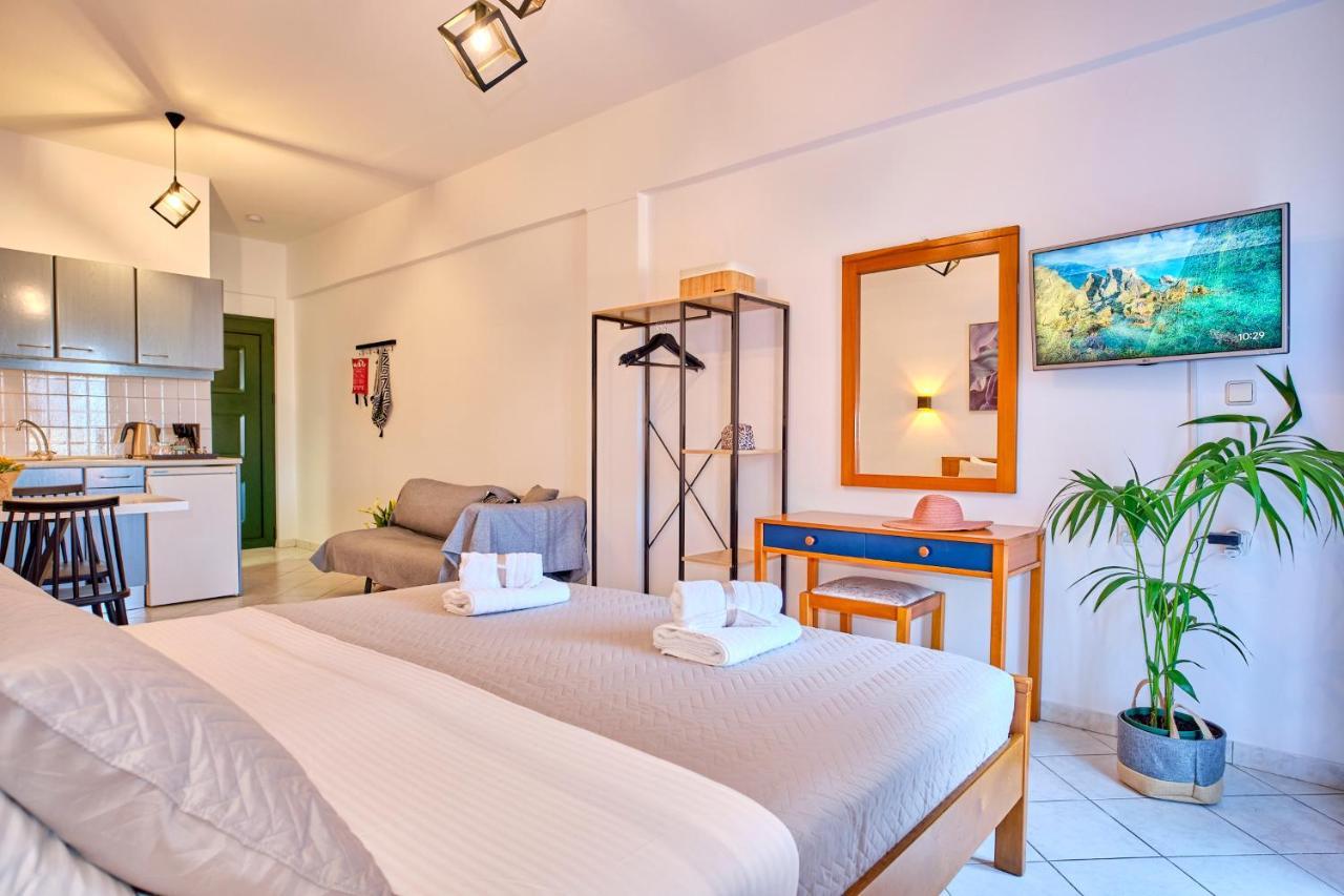 Logas Beach Studios Peroulades  Dış mekan fotoğraf