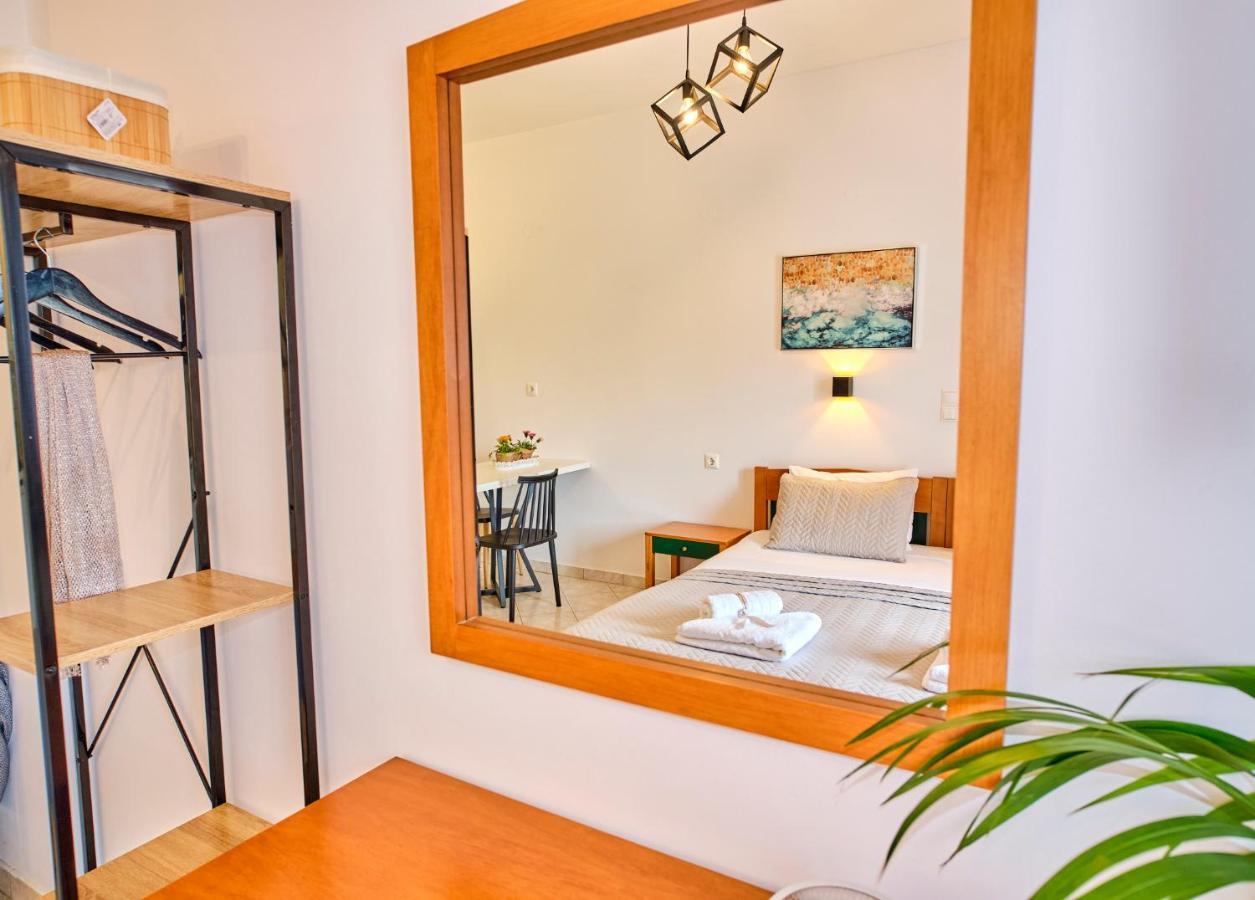 Logas Beach Studios Peroulades  Dış mekan fotoğraf