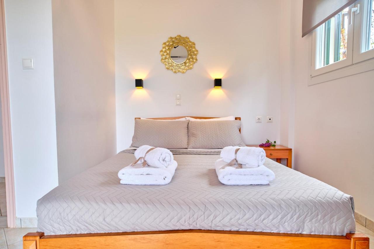 Logas Beach Studios Peroulades  Dış mekan fotoğraf