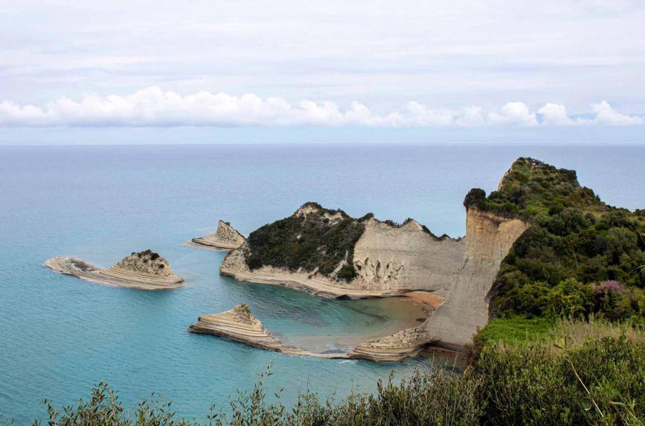 Logas Beach Studios Peroulades  Dış mekan fotoğraf